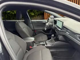 Ford Focus thumbnail 9