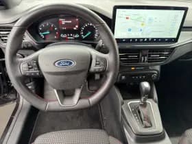 Ford Focus thumbnail 10