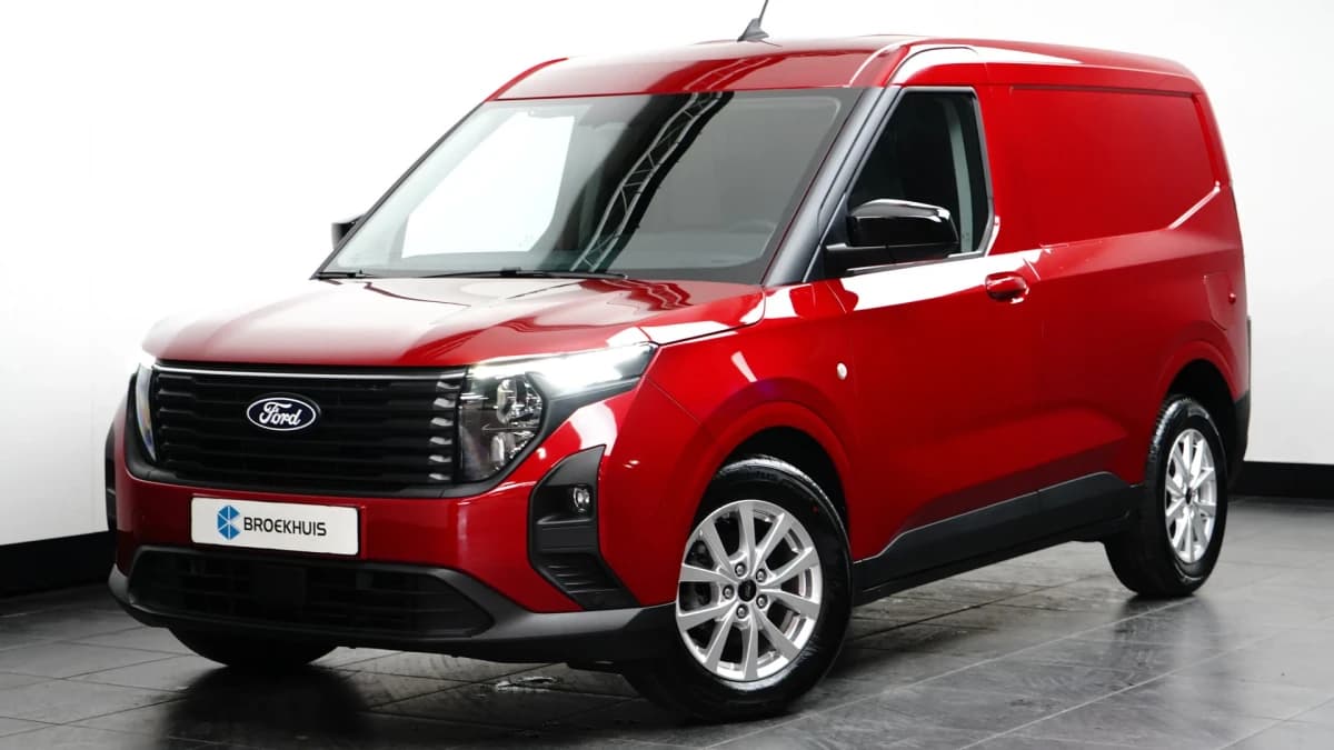 Ford Transit Courier — foto 1