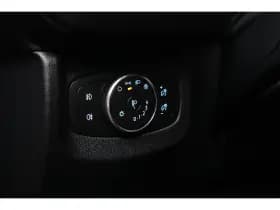 Ford Transit Courier thumbnail 14