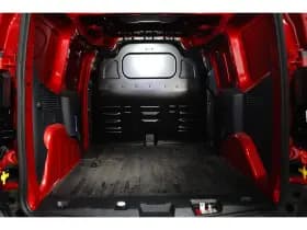 Ford Transit Courier thumbnail 9