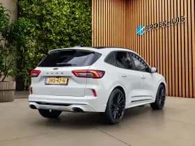 Ford Kuga thumbnail 2