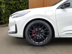 Ford Kuga thumbnail 23