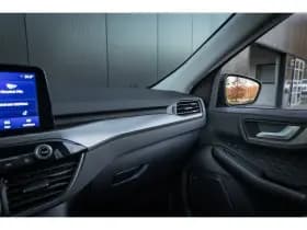 Ford Kuga thumbnail 37