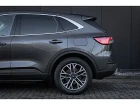 Ford Kuga thumbnail 43
