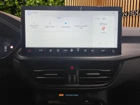 Ford Kuga thumbnail 23