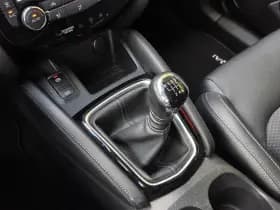 Nissan Qashqai thumbnail 17