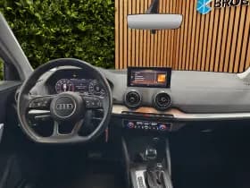 Audi Q2 thumbnail 10