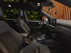 Ford Kuga thumbnail 3