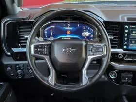 Chevrolet Silverado thumbnail 12