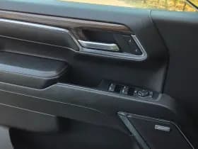 Chevrolet Silverado thumbnail 23