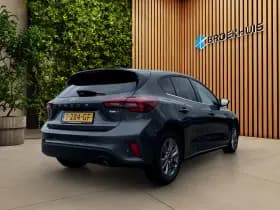 Ford Focus thumbnail 2