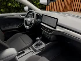 Ford Focus thumbnail 3