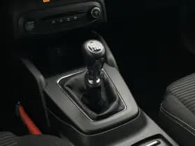 Ford Focus thumbnail 25