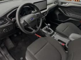Ford Focus thumbnail 5