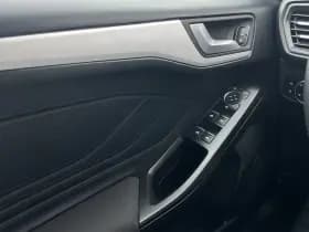 Ford Focus thumbnail 21