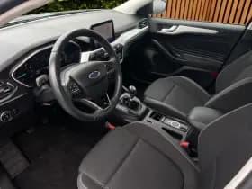 Ford Focus thumbnail 5