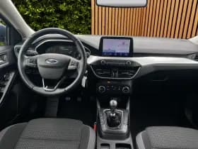 Ford Focus thumbnail 10