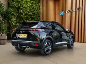 Peugeot 2008 thumbnail 2