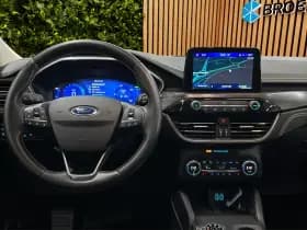 Ford Kuga thumbnail 11