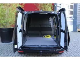 Ford Transit Connect thumbnail 6