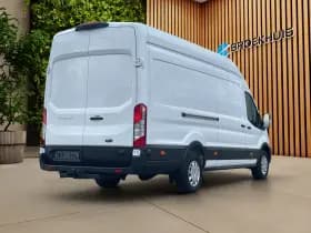 Ford Transit thumbnail 4