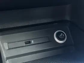 Volkswagen Golf thumbnail 19