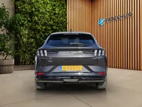Ford Mustang Mach-E thumbnail 10