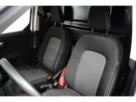 Ford Transit Courier thumbnail 14