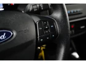 Ford Transit Courier thumbnail 16
