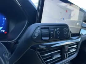 Ford Focus thumbnail 19
