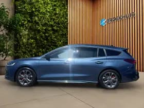 Ford Focus thumbnail 4