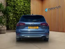 Ford Focus thumbnail 10