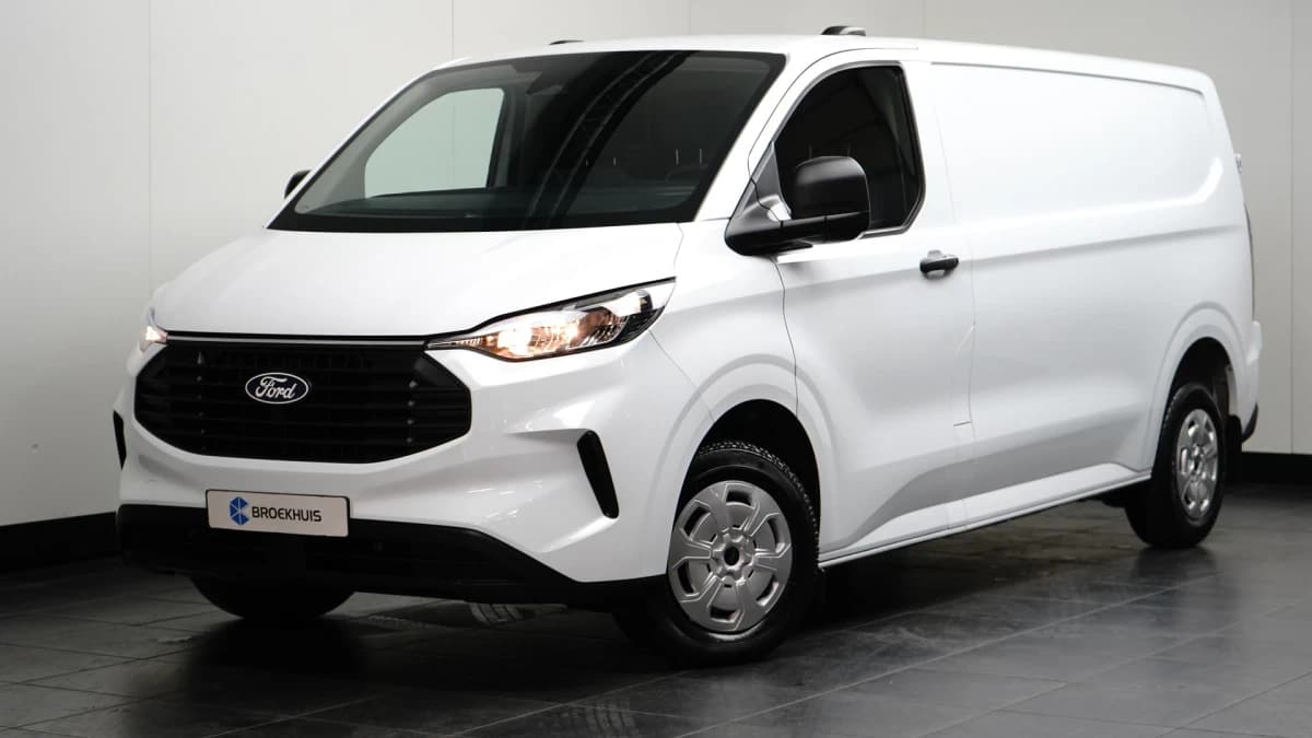 Ford Transit Custom — foto 1