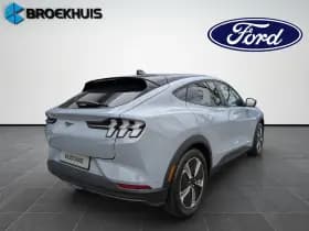 Ford Mustang Mach-E thumbnail 39