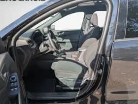 Ford Kuga thumbnail 12