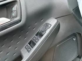 Ford Kuga thumbnail 24