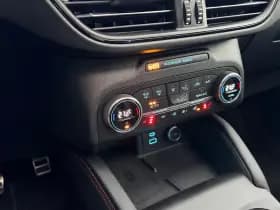Ford Kuga thumbnail 8