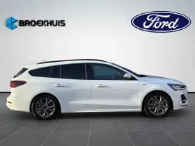 Ford Focus thumbnail 6