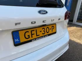 Ford Focus thumbnail 10