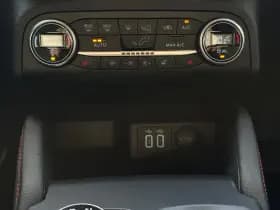 Ford Kuga thumbnail 6