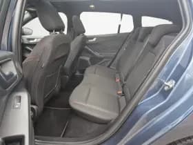 Ford Focus thumbnail 9