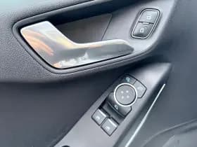 Ford Fiesta thumbnail 10