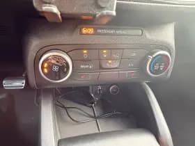 Ford Focus thumbnail 7