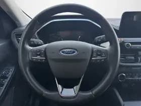 Ford Kuga thumbnail 4