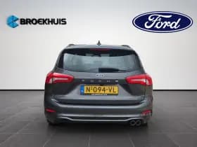 Ford Focus thumbnail 4