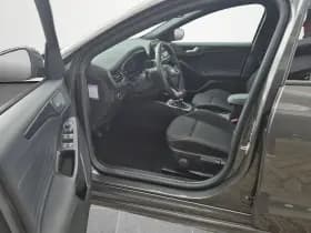 Ford Focus thumbnail 10