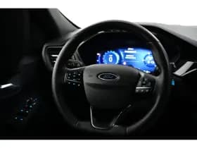 Ford Kuga thumbnail 11
