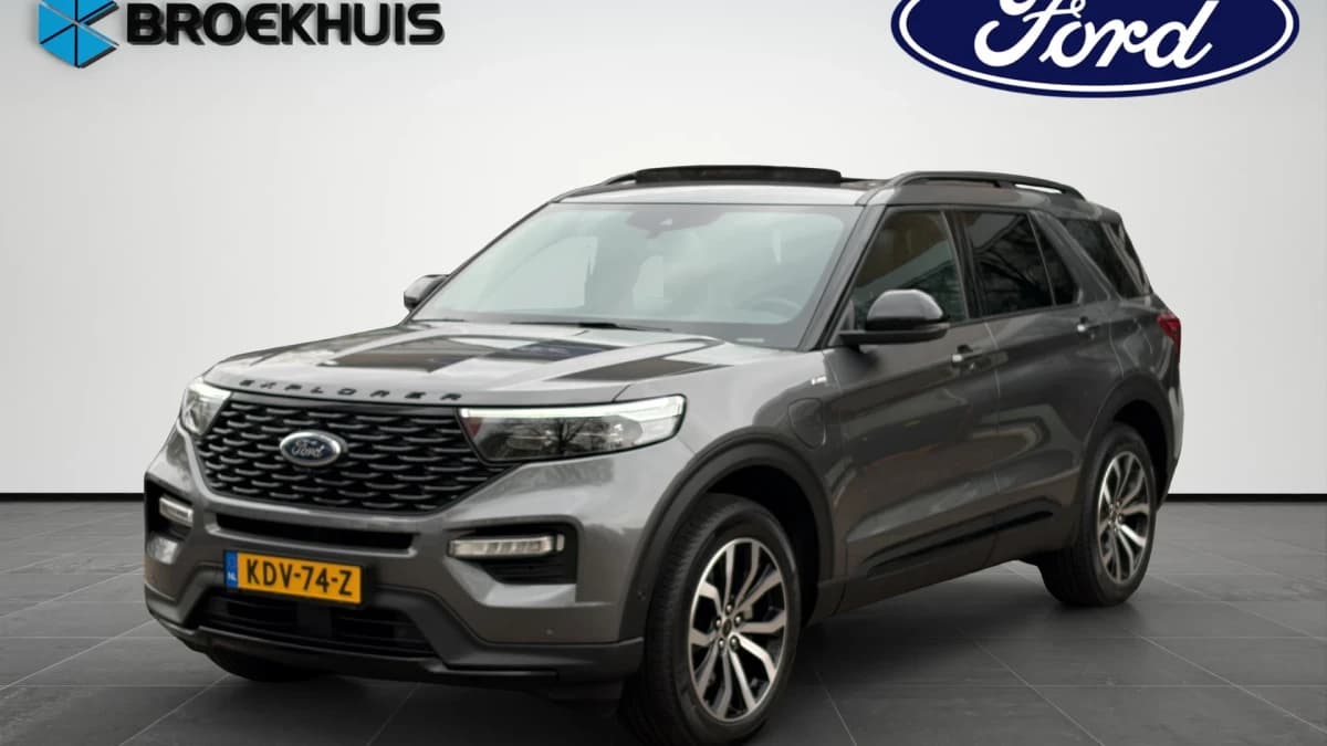 Ford Explorer — foto 1