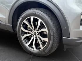 Ford Explorer thumbnail 25